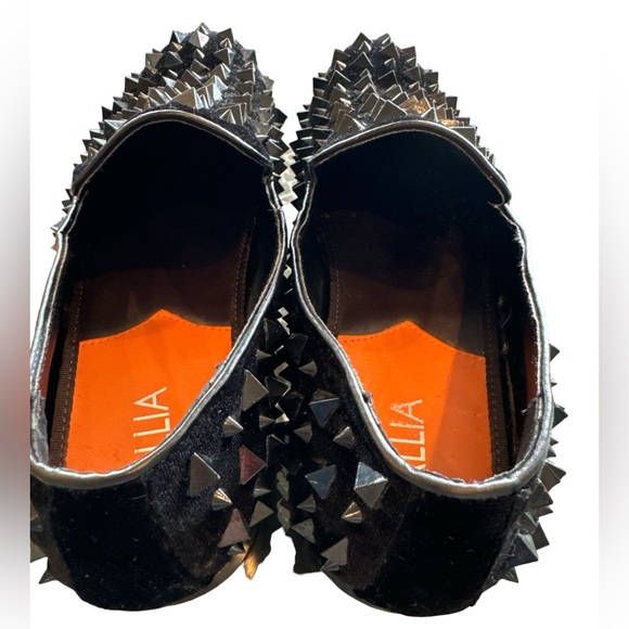 TALLIA TALKING MEN SPIKE LOAFER IN VELVETY BLACK - Picture 2 of 6